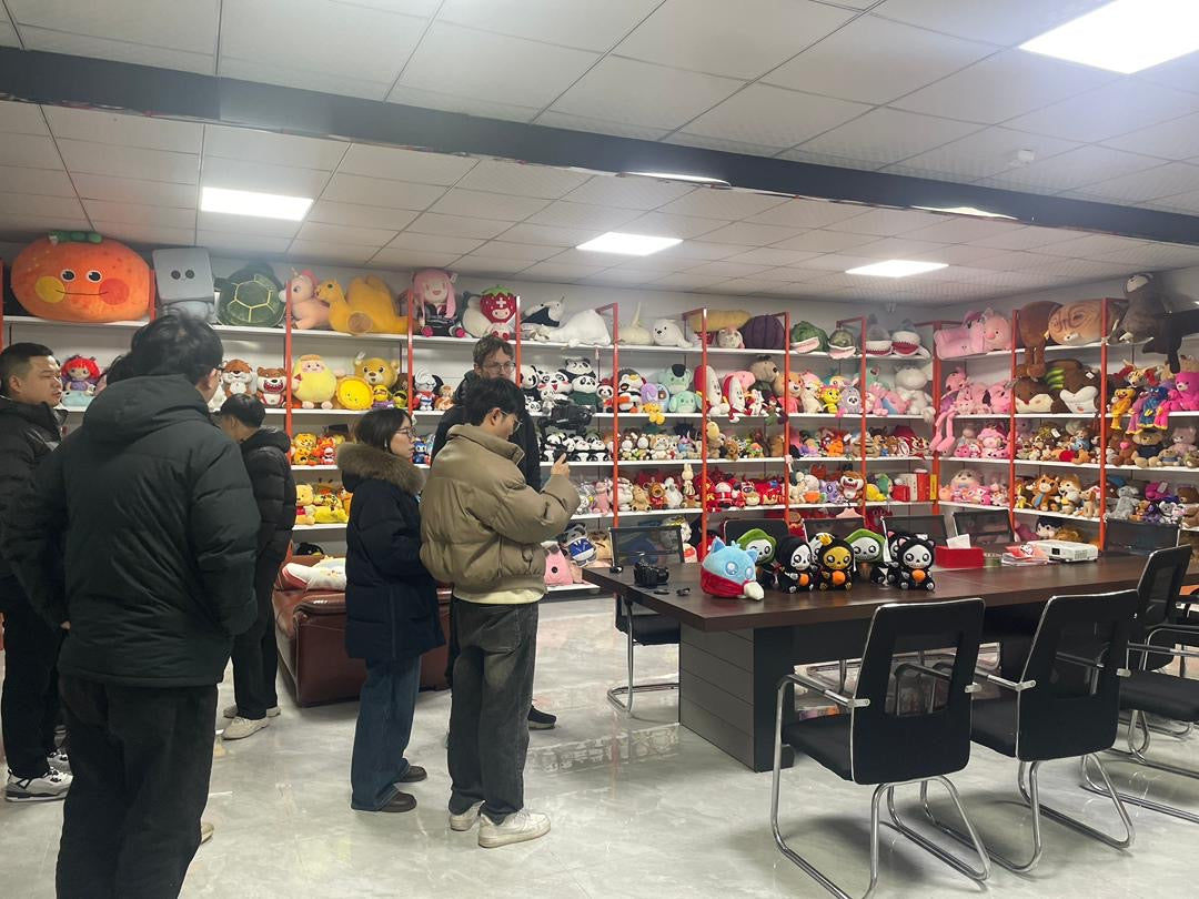 Private factory tour experience with Pinlord.com, showing factory interior and guided tour setup for visitors.