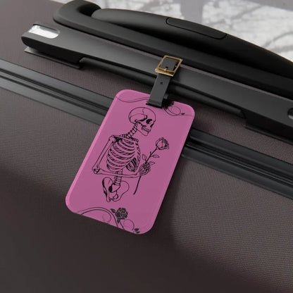 Custom luggage tags from Pinlord.com with personalized designs, featuring durable straps and clear identification details.