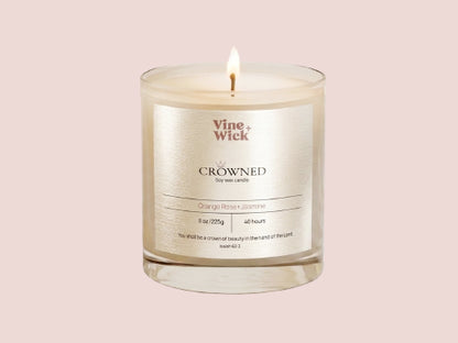 Fast Printing USA manufacturer candle by Pinlord.com with vibrant, colorful wax and a wooden wick for a cozy lighting experience.