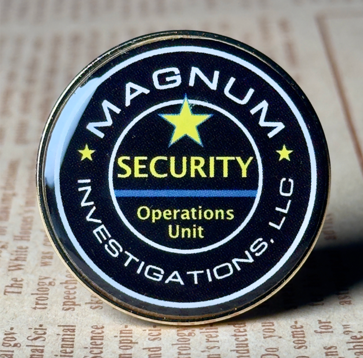 Close-up of a Pinlord.com manufacturer lapel pin with the "Now Review" design on a white background.
