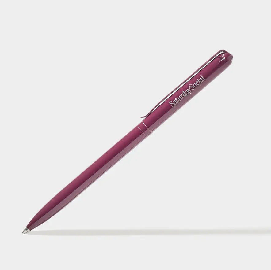 Close-up of a Pinlord.com MOO Review manufacturer pen with a sleek black design and detailed branding on the cap.