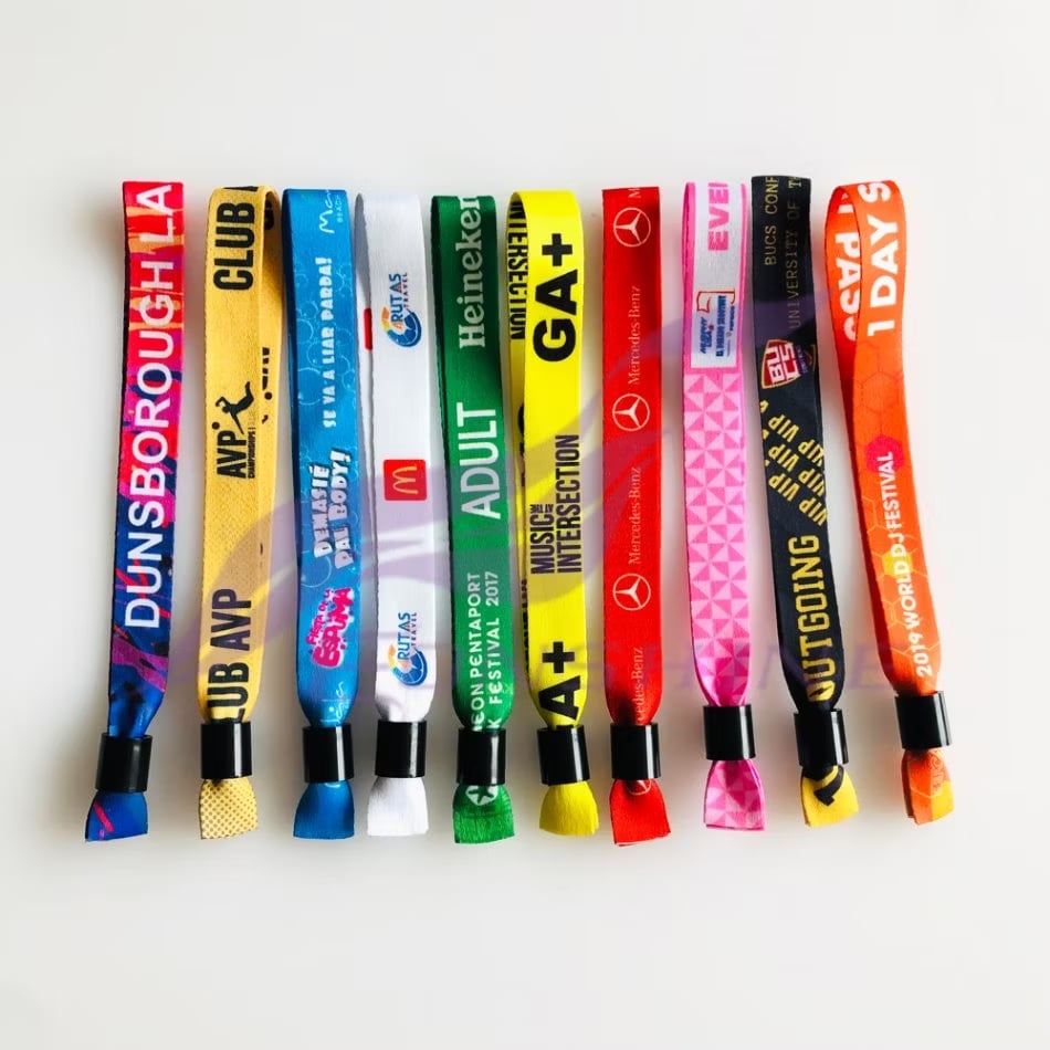 Custom wristbands from Pinlord.com featuring personalized designs and vibrant colors for events and promotional use.
